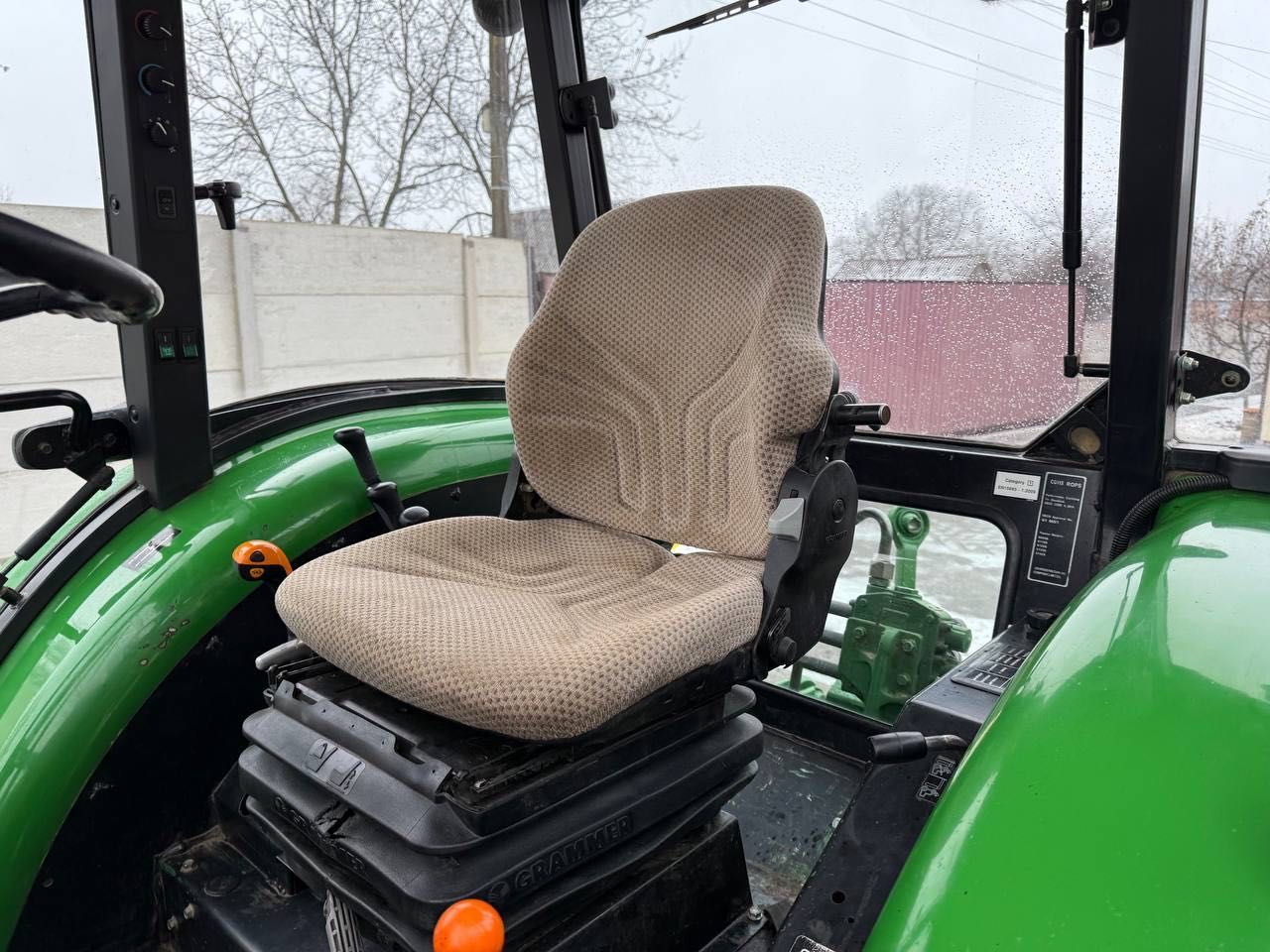 Трактор John Deere