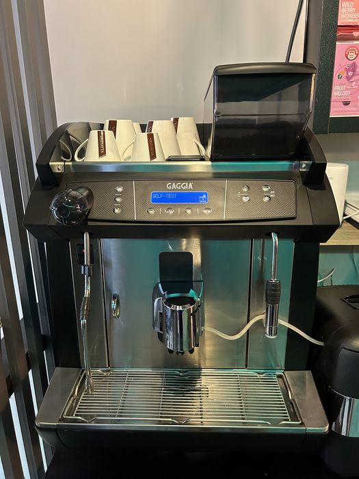 Włoski ekspres Gastronomiczny Gaggia Pół Automatyczny