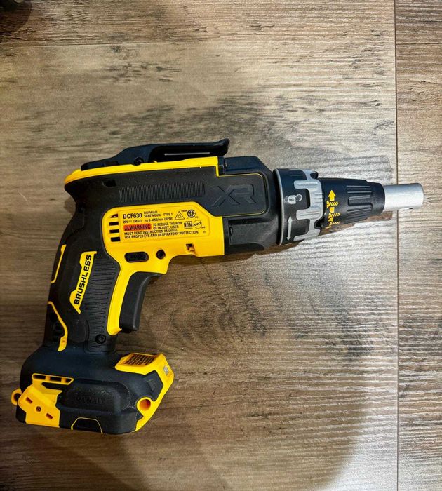 Wkrętarka do płyt g/k DeWalt DCF630 rigips suchy tynk karton gips