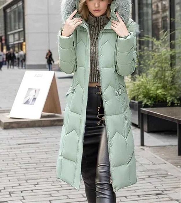 PIKOWANY PŁASZCZ ZIMOWY ocieplany z kapturem futerkiem rozm M miętowy