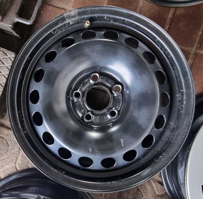 Felgi Stalowe 15" 5x100 Audi A1 VW Polo  Skoda