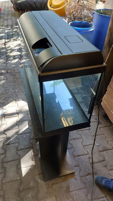 Aquário 80x30x40 + Móvel