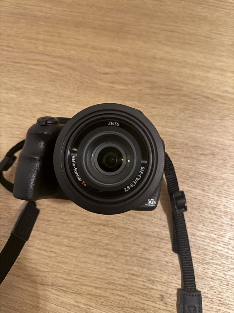 Sony DSC-HX400V (20.4MP | 50x Optical Zoom)
