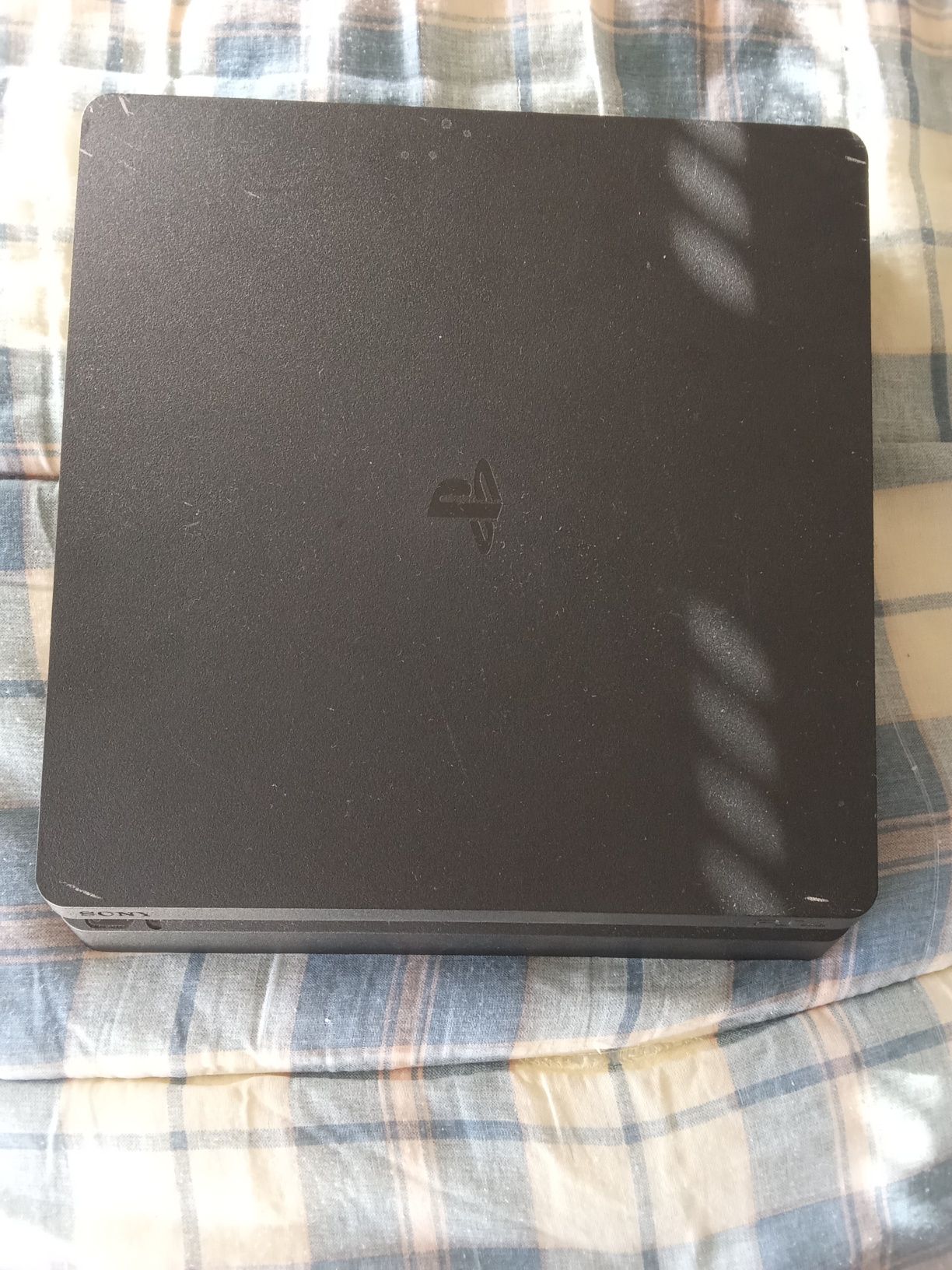 Ps4 segunda mão limpa