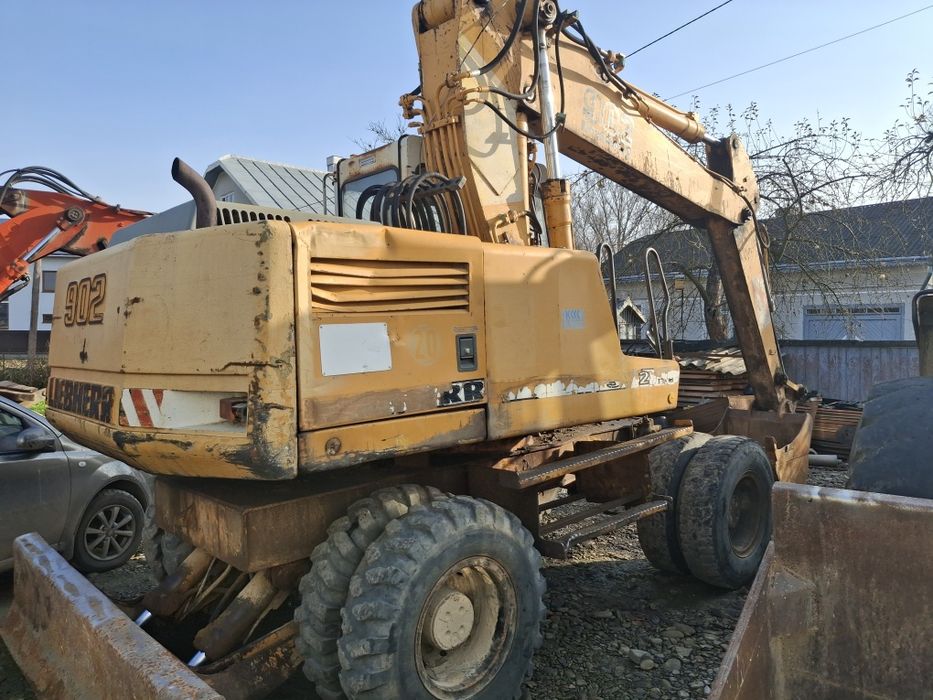 Продам екскаватор