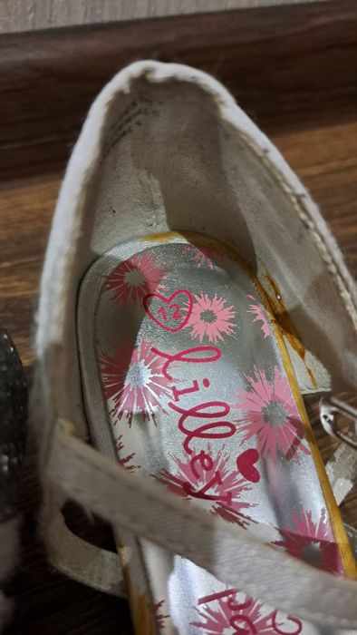 Туфлі для танців дитячі