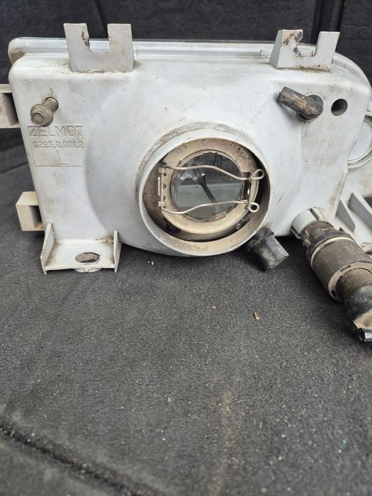 Lampa przednia polonez