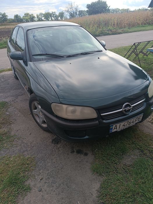 Опель омега 1998 р.