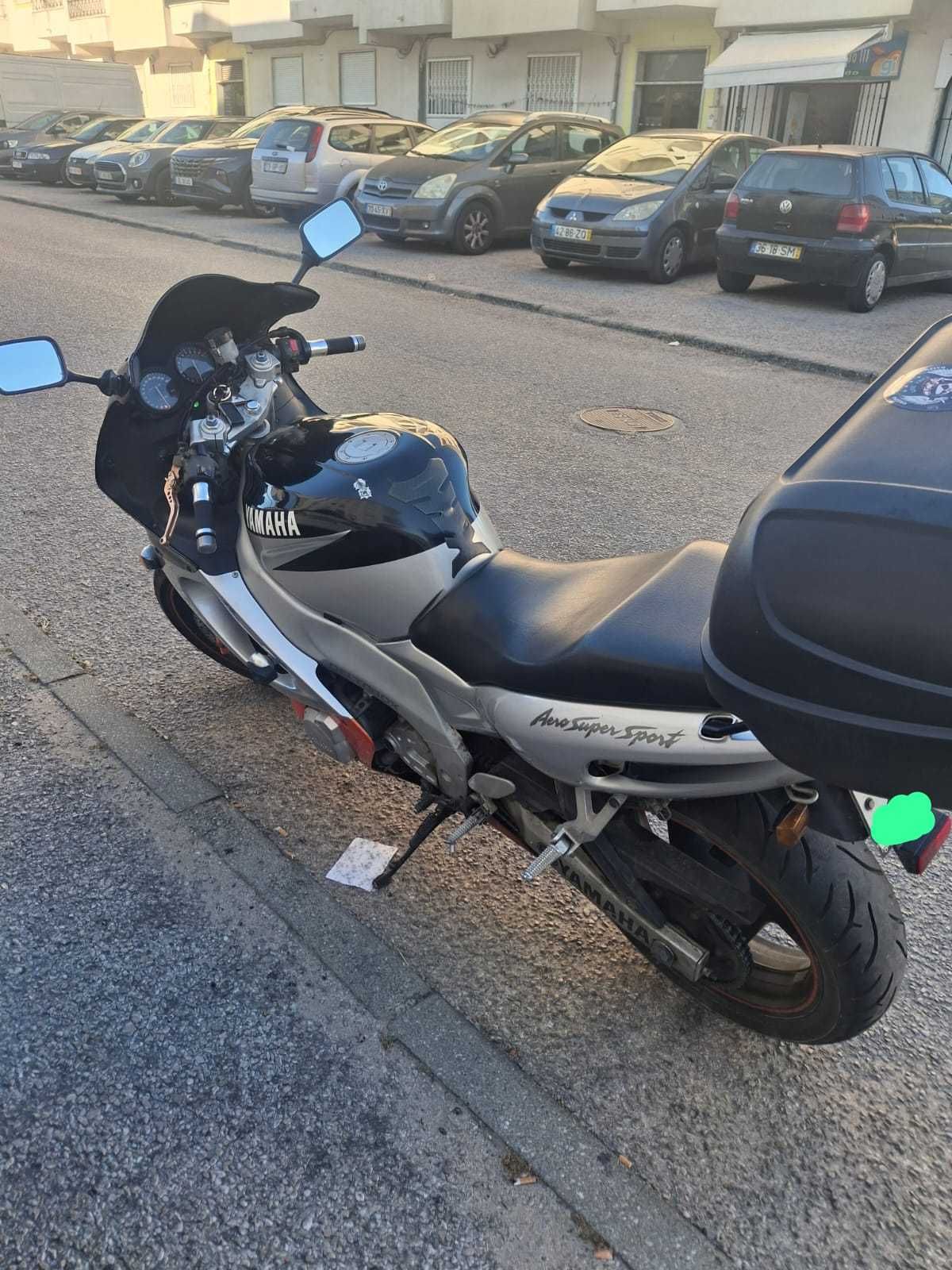 Moto yamaha thundercat