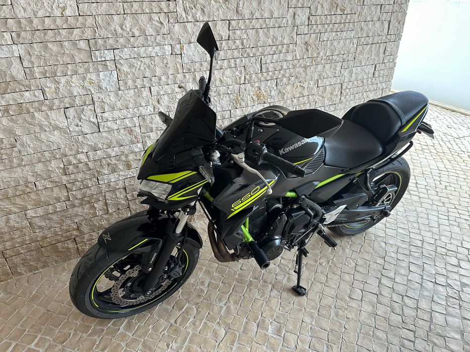 Kawasaki Z650 de 2020