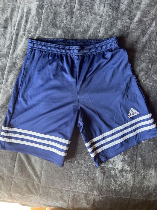 Spodenki adidas 152