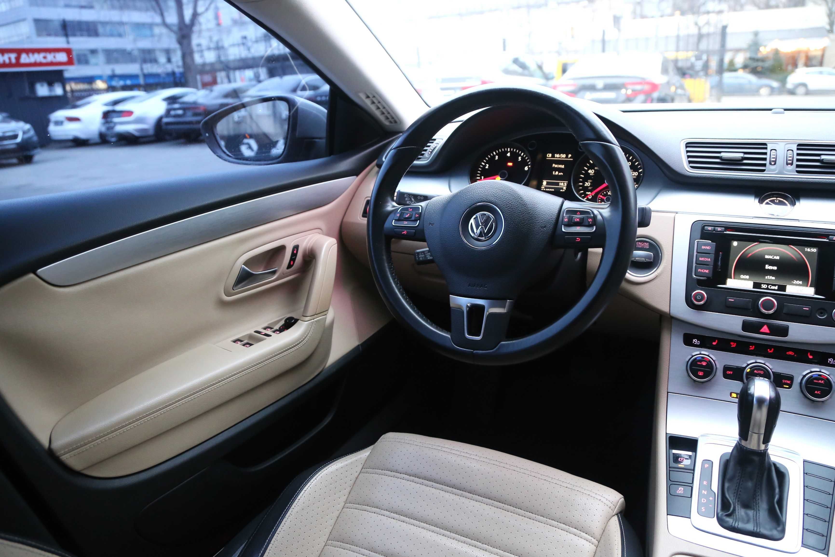 Volkswagen Passat CC 2013 р.