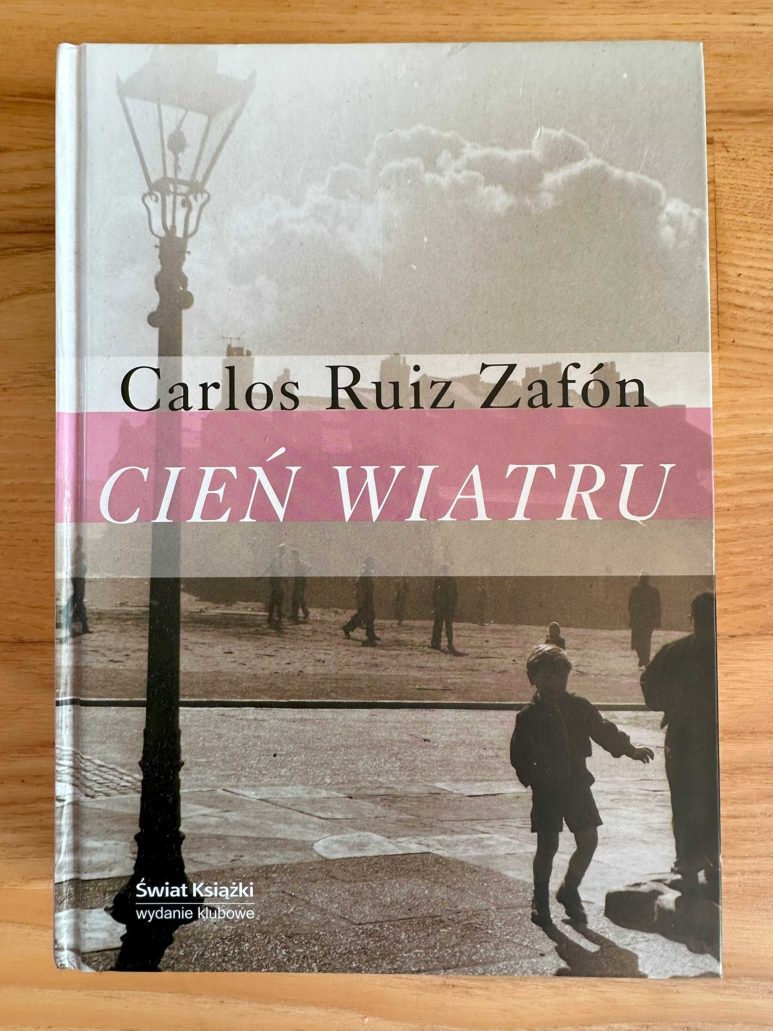 Cień wiatru - Carlos Ruiz Zafon TWARDA OPRAWA