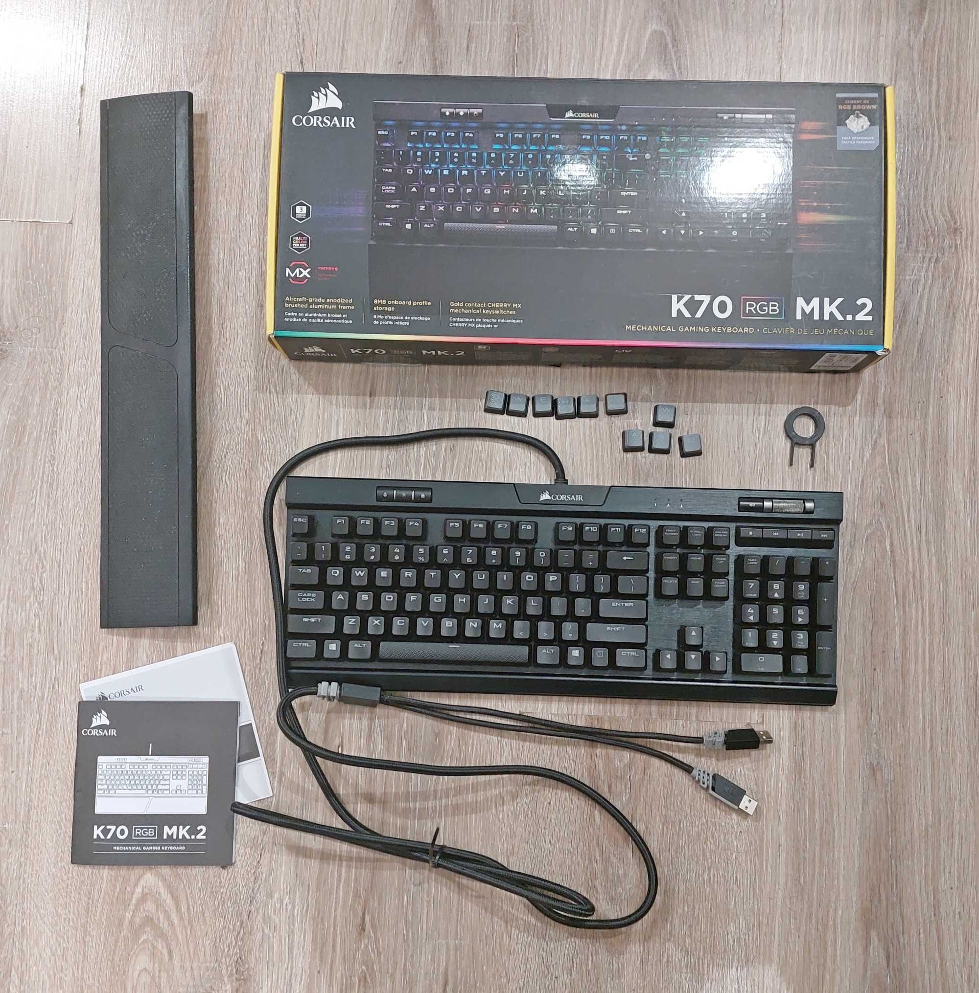 Mechan. gamingowa klaw. CORSAIR K70 RGB MK.2 — CHERRY MX Brown (EU)