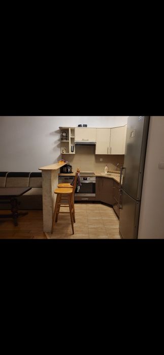 Wynajmę apartament z miejscem postojowym w hali w Kołobrzegu ul 1 Maja