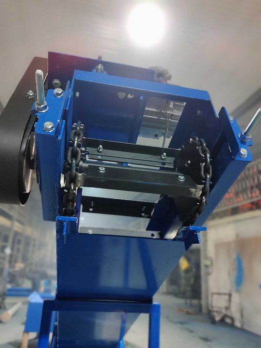 Скребковий, ланцюговий транспортер, цепной конвейер