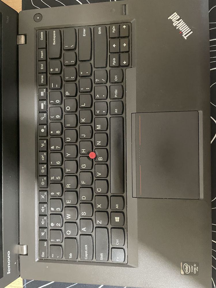 Sprzedam Lenovo ThinkPad T440 - Niezawodny i gotowy do pracy!