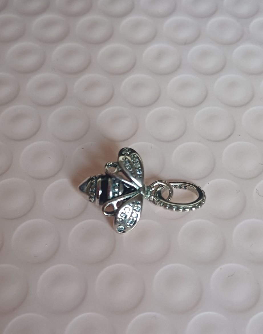 Charms do bransoletki Pandora