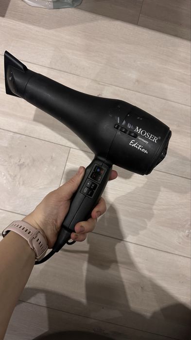 Професійний фен Mozer Edition