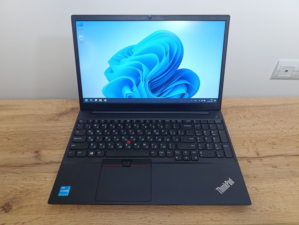 15'6 FHD ноутбук Lenovo Thinkpad/i3-1115G4/8GB DDR4/SSD 256GB