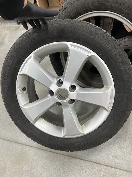 Диски оригінальні vw passat r17 5*112 et39 j6.5 dia57.1