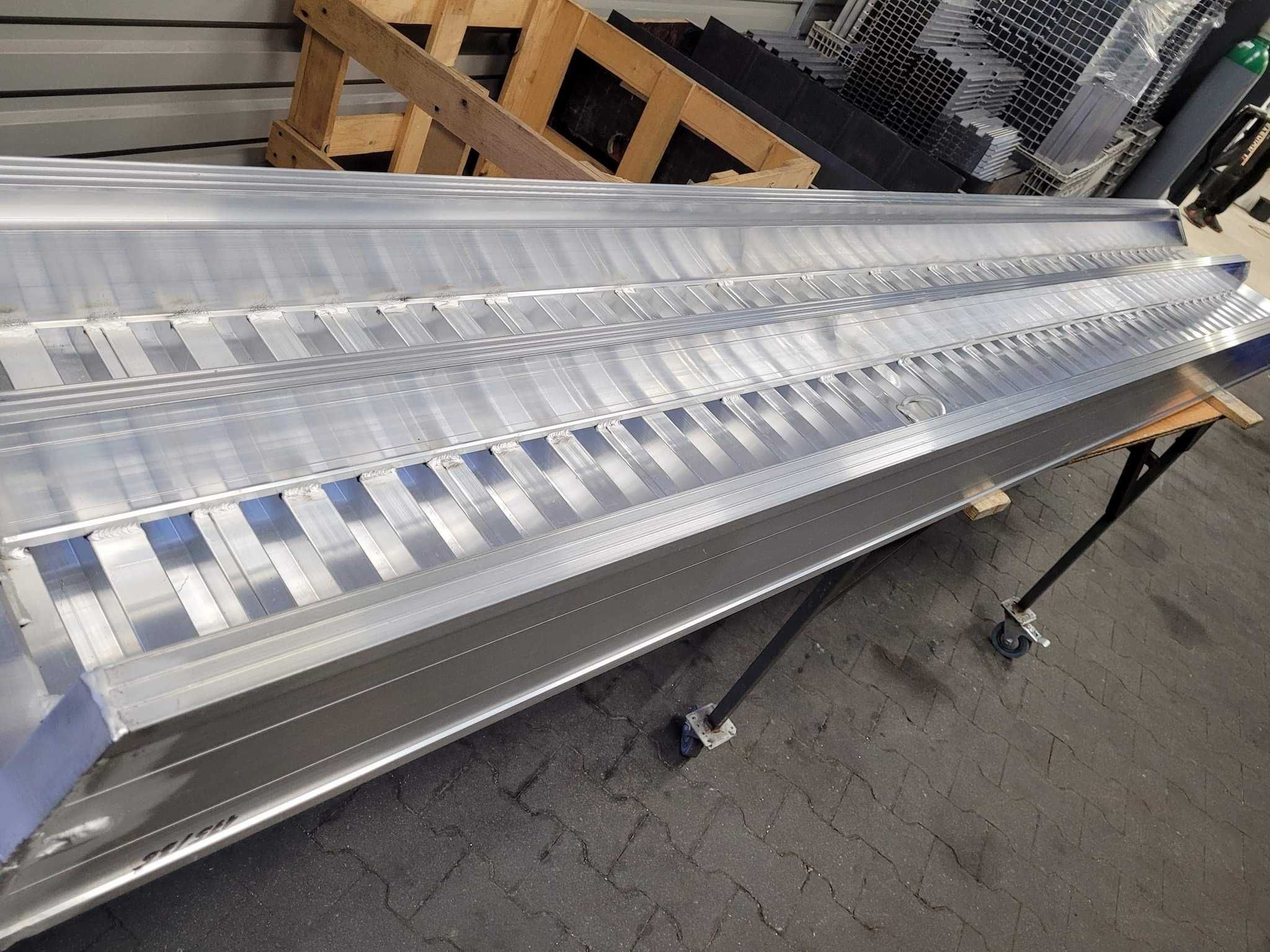 najazdy aluminiowe 4m 8t Producent