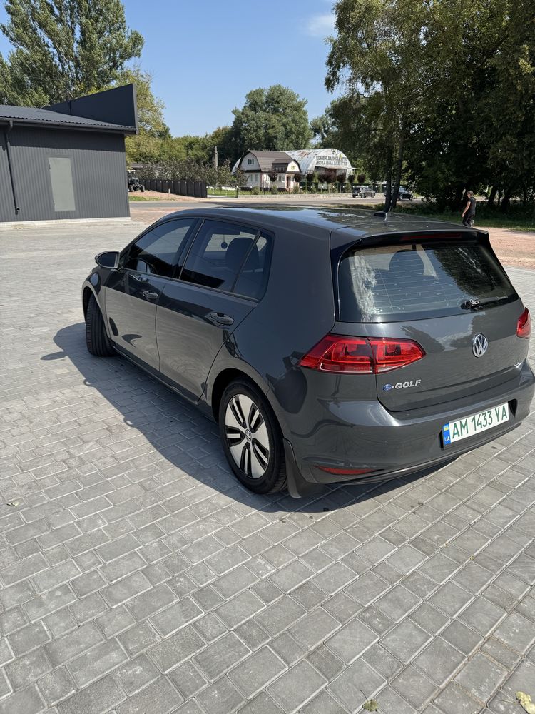Volkswagen e-Golf 2016 24 kWt