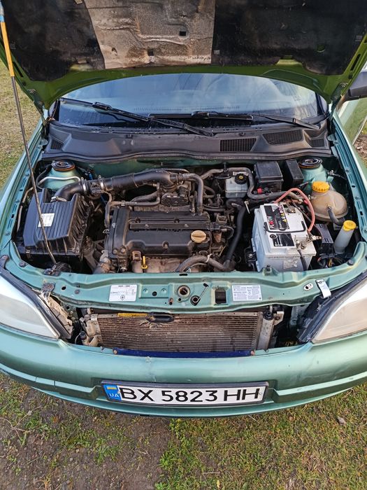 терміново Опель Астра 2008року