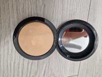 Mac Puder Medium Golden Mineralize