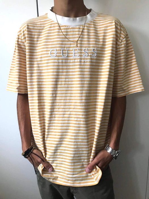 T-Shirt Guess tamanho L