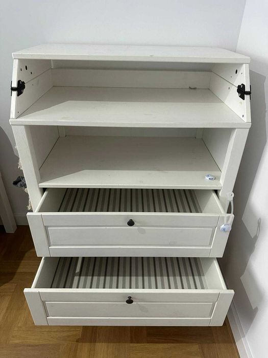 Biała komoda z przewijakiem SUNDVIK, Ikea