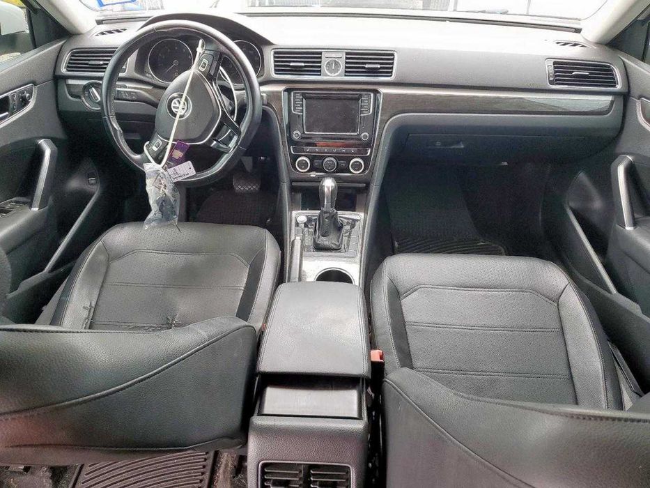 Volkswagen Passat SE 2017