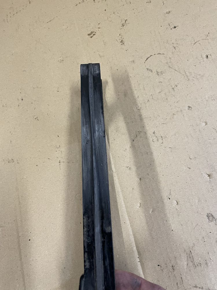 Ślizg łańcucha yamaha r1 rn01 rn04