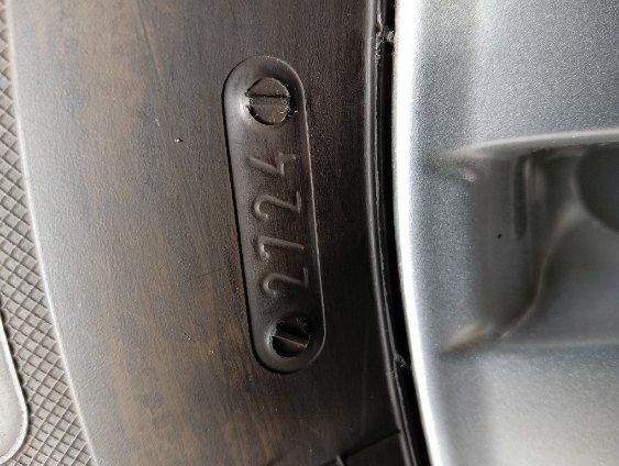 SPRZEDAM koła na felgach aluminiowych