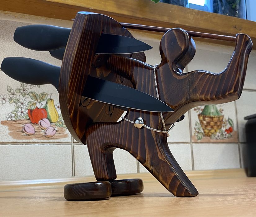 Uchwyt na noże, Stojak na noże