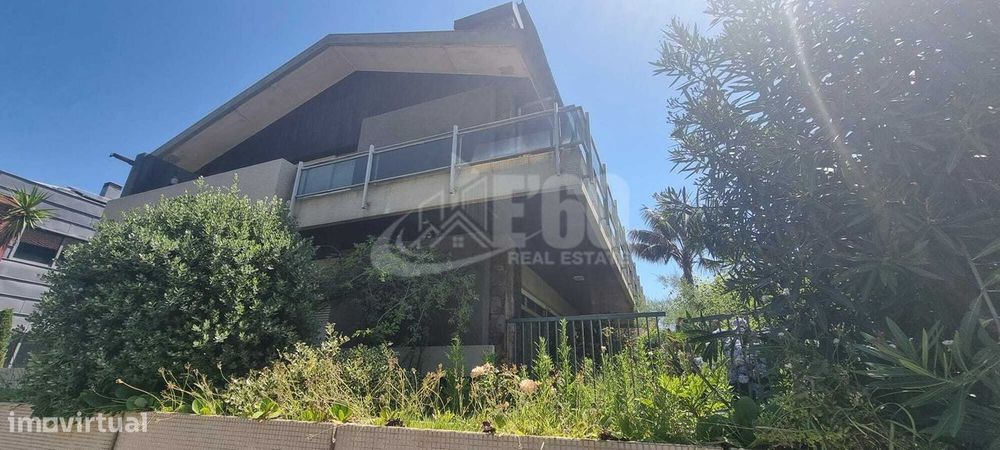 Moradia 4 Frentes Espinho