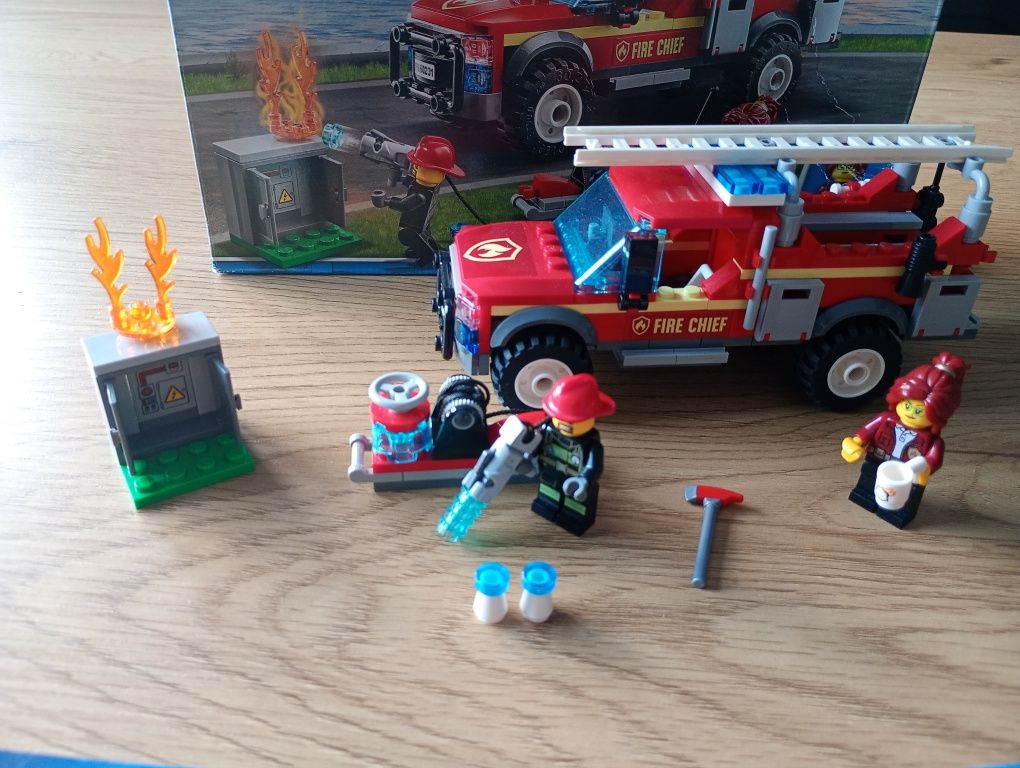 LEGO City 60231 Terenówka komendantki straży pożarnej