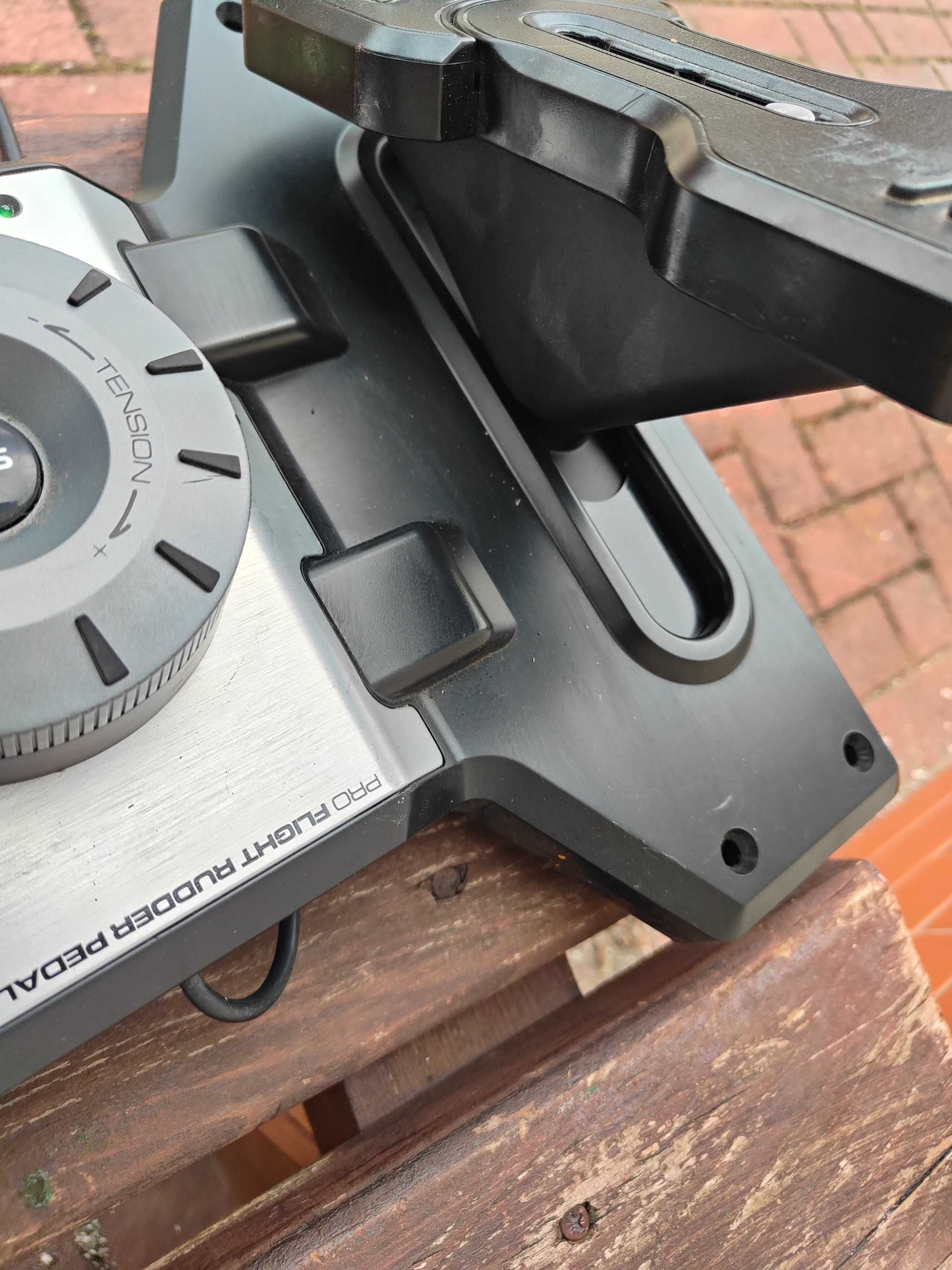 Pedały Saitek Pro Flight Rudder Pedals do symulatora Symulator