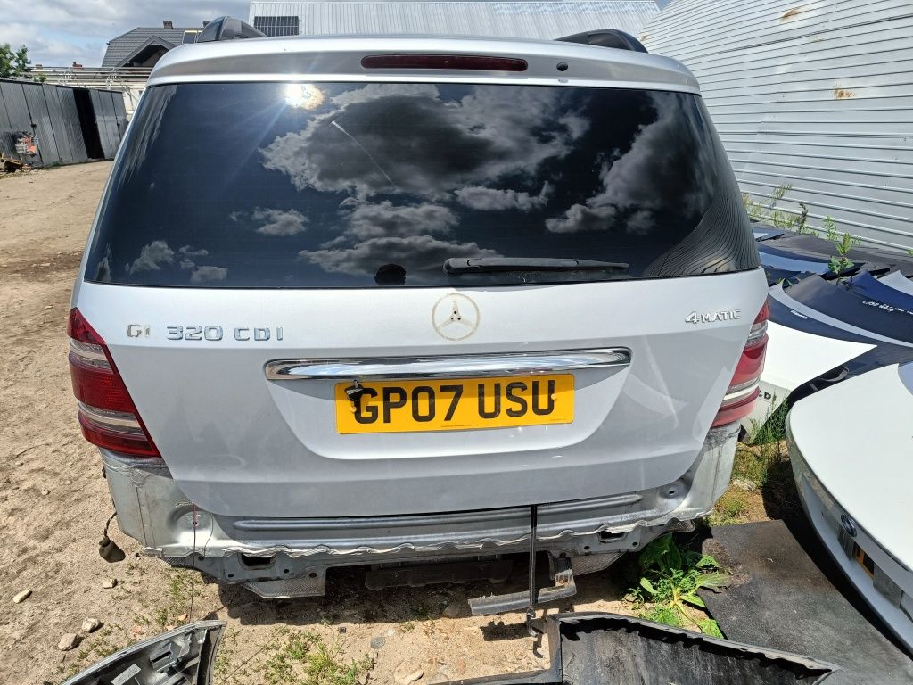Klapa tył Mercedes GL X164 C775 Srebrna Stan bdb Wysyłka
