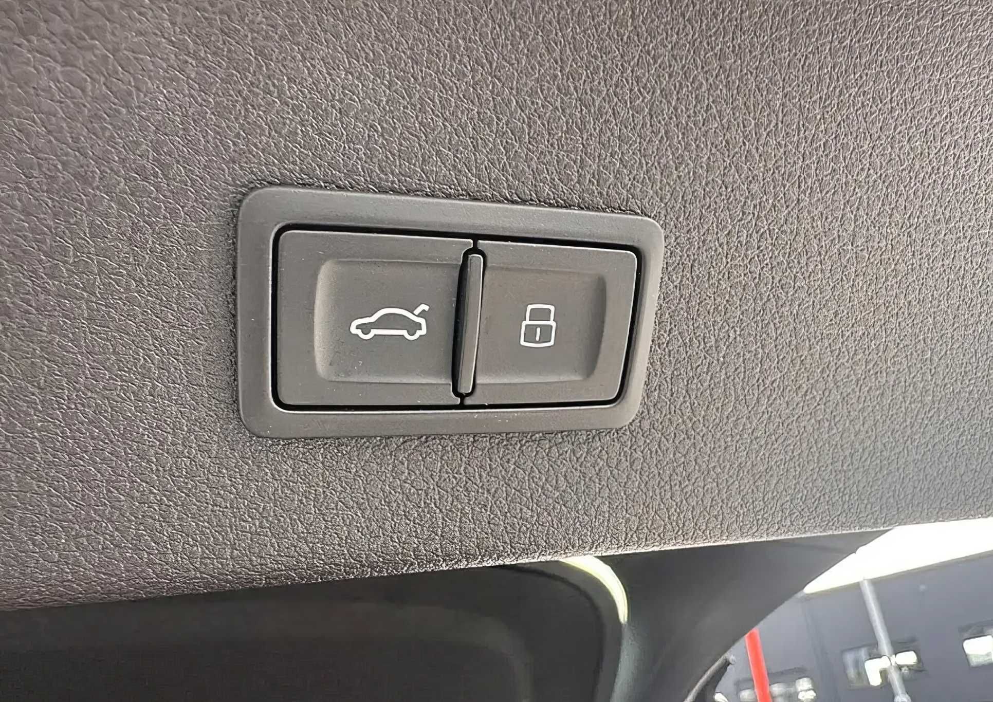 Audi e-tron 2023