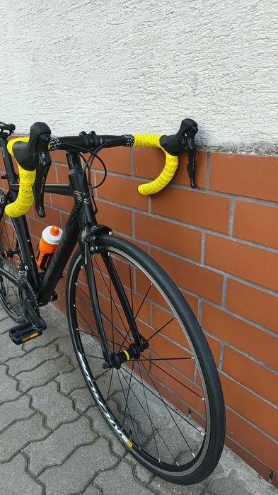 Rower szosowy SENSA ROMAGNA SLE rama 52 na ok 170cm 105tka 2x11