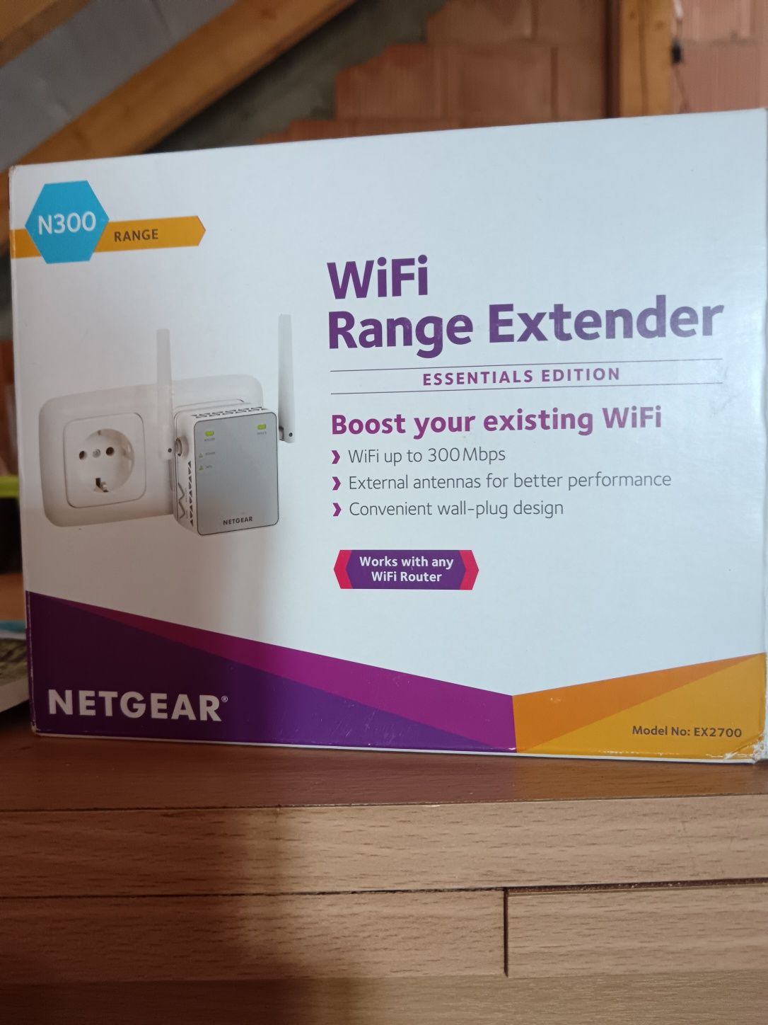Wzmacniacz sygnału WIFI Netgear ex2700