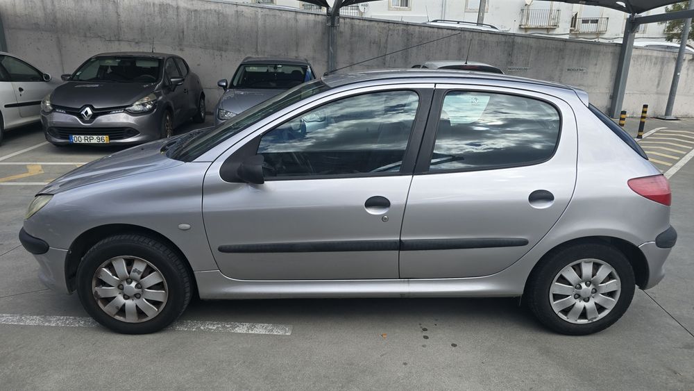 Vende se Pegueot 206