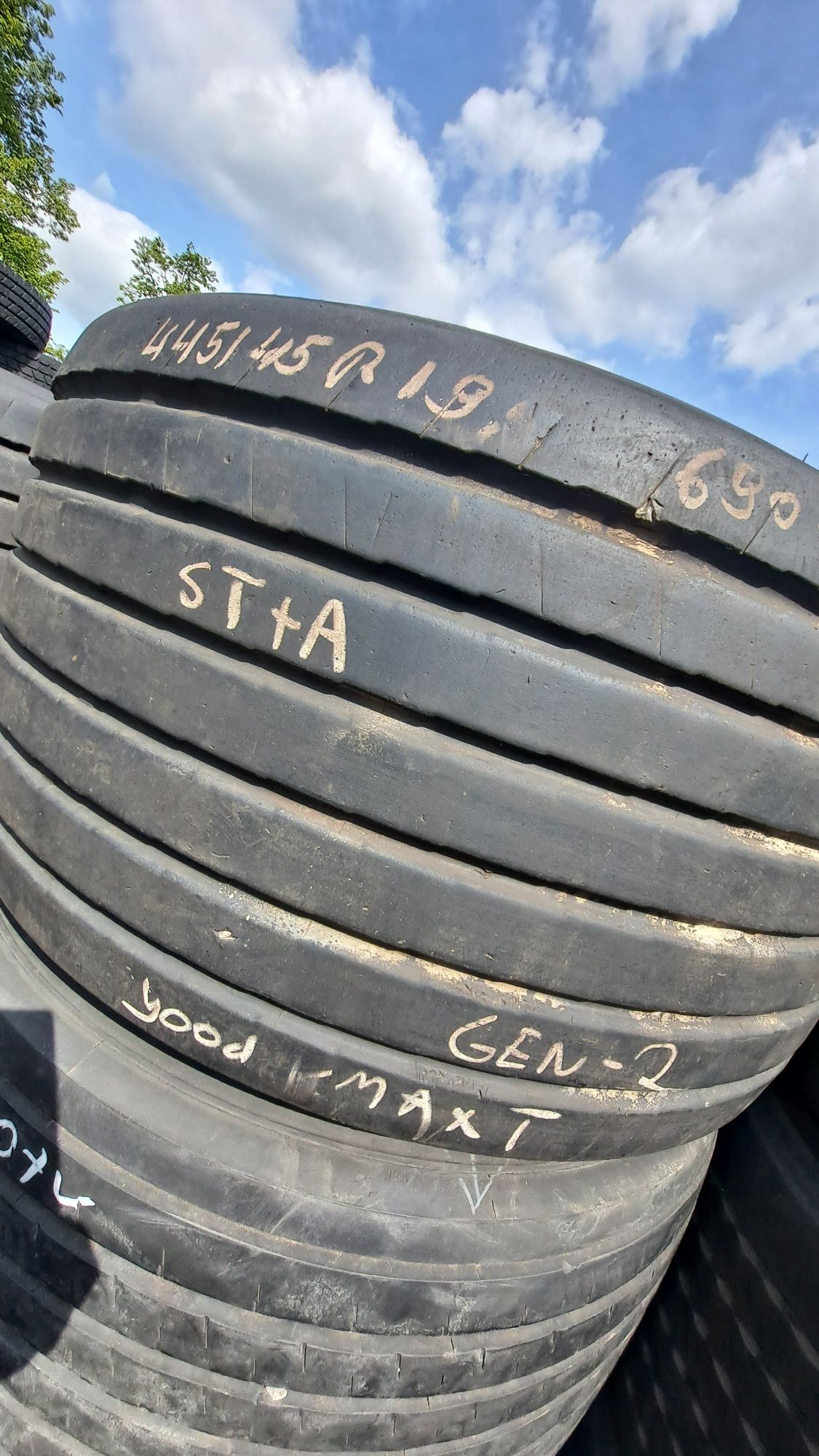 Opona 445/45R19.5 Goodyear