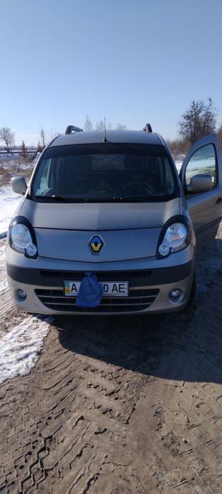 Рено кенго дизель 1,5 заводській пасажир 250 000 пробігу