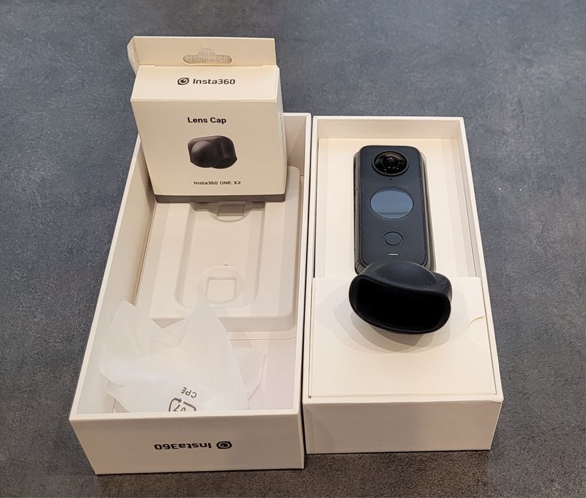 Kamera Insta 360 One X2
