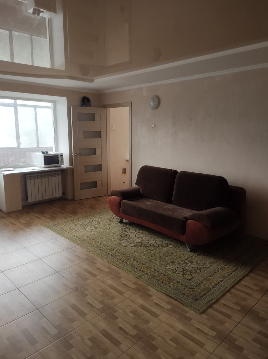 Трёхкомнатная квартира возле Славутич Арена.Стадион.80кв.м.Студия.