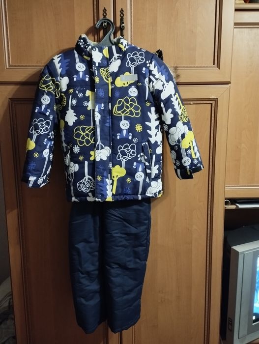 Продам зимовий комбінезон