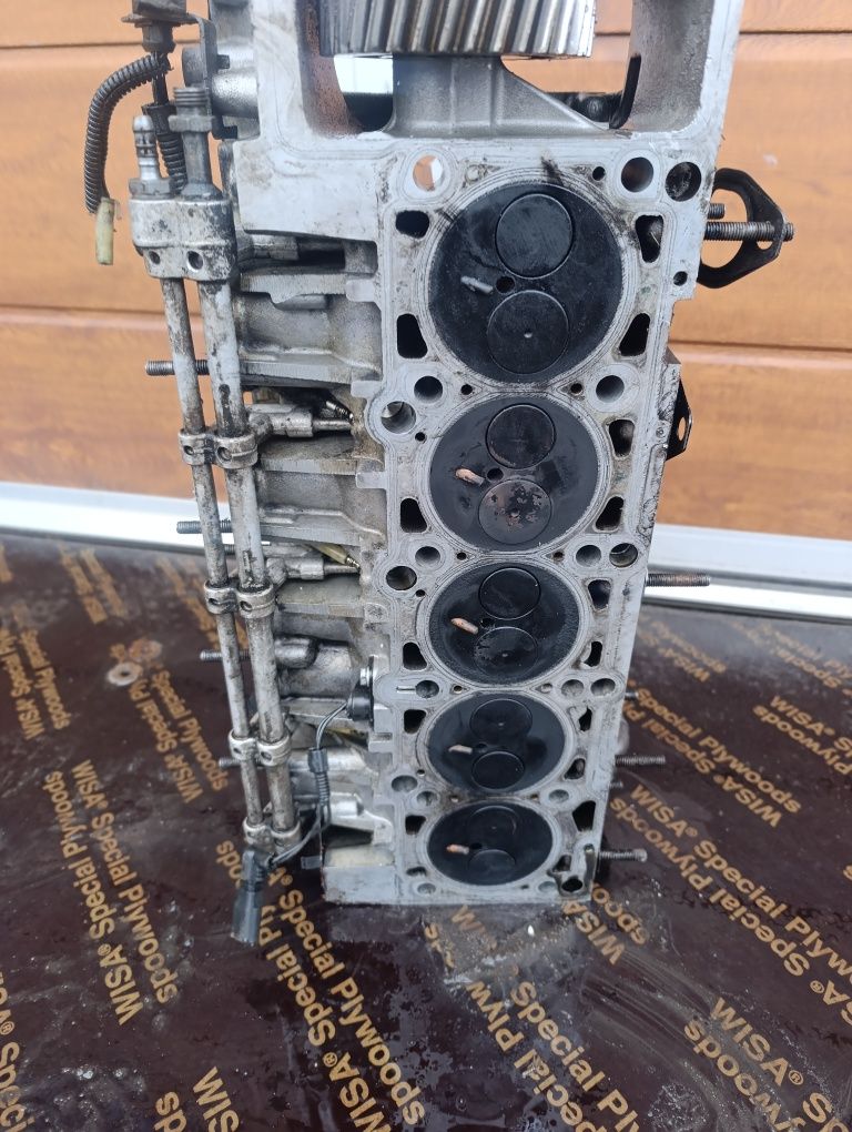 Głowica 2.5TDI VW T5 R5 Gwarancja AXE AXD BPC BNZ  nowe gniazda