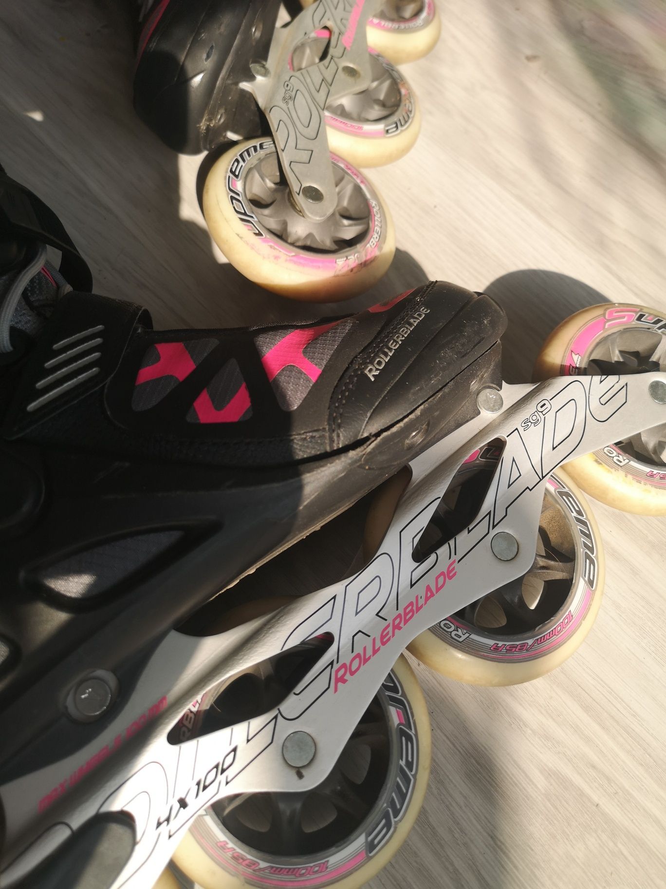 Rolki Rollerblade Macroblade 100W R 250Mm 39 rozmiar / 25cm